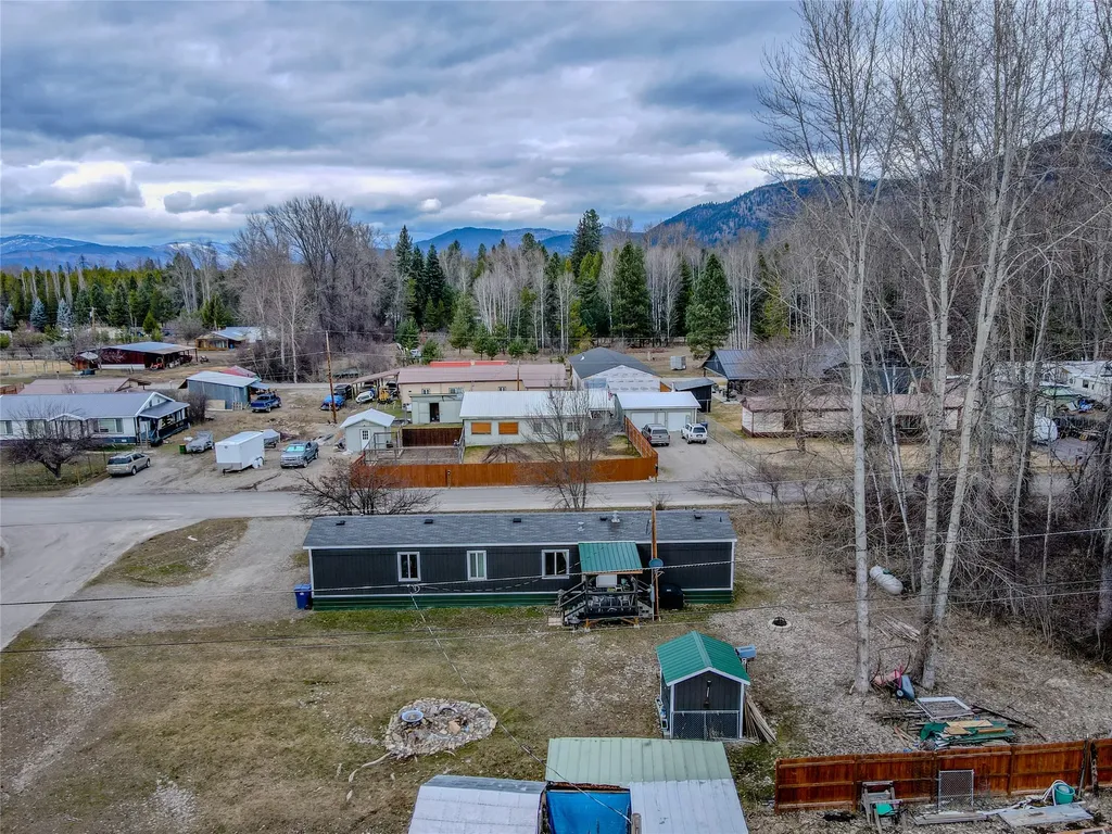 326 Pinewood Lane Libby MT 59923