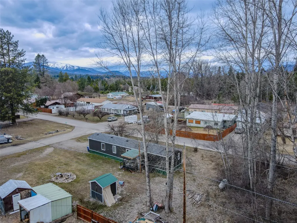 326 Pinewood Lane Libby MT 59923