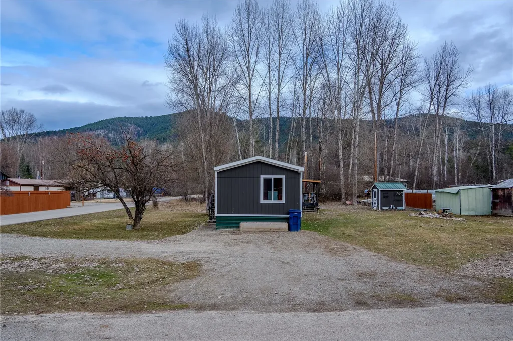 326 Pinewood Lane Libby MT 59923
