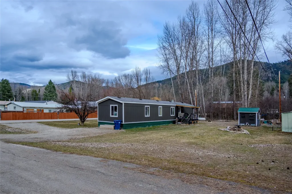 326 Pinewood Lane Libby MT 59923