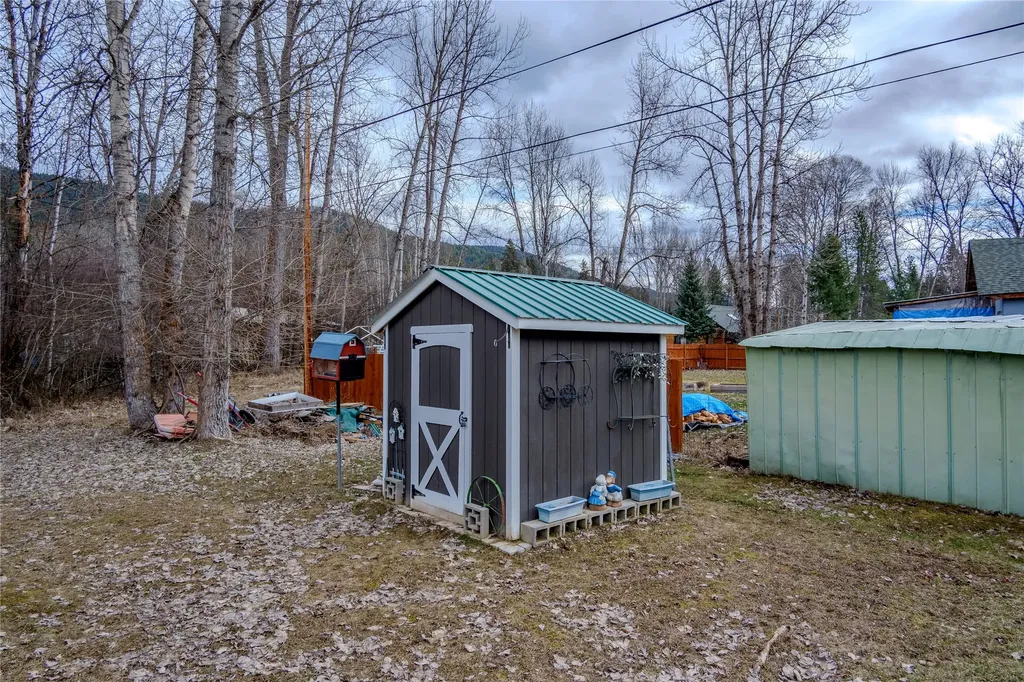326 Pinewood Lane Libby MT 59923