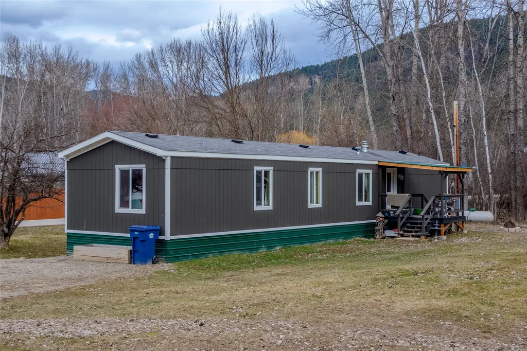 326 Pinewood Lane Libby MT 59923