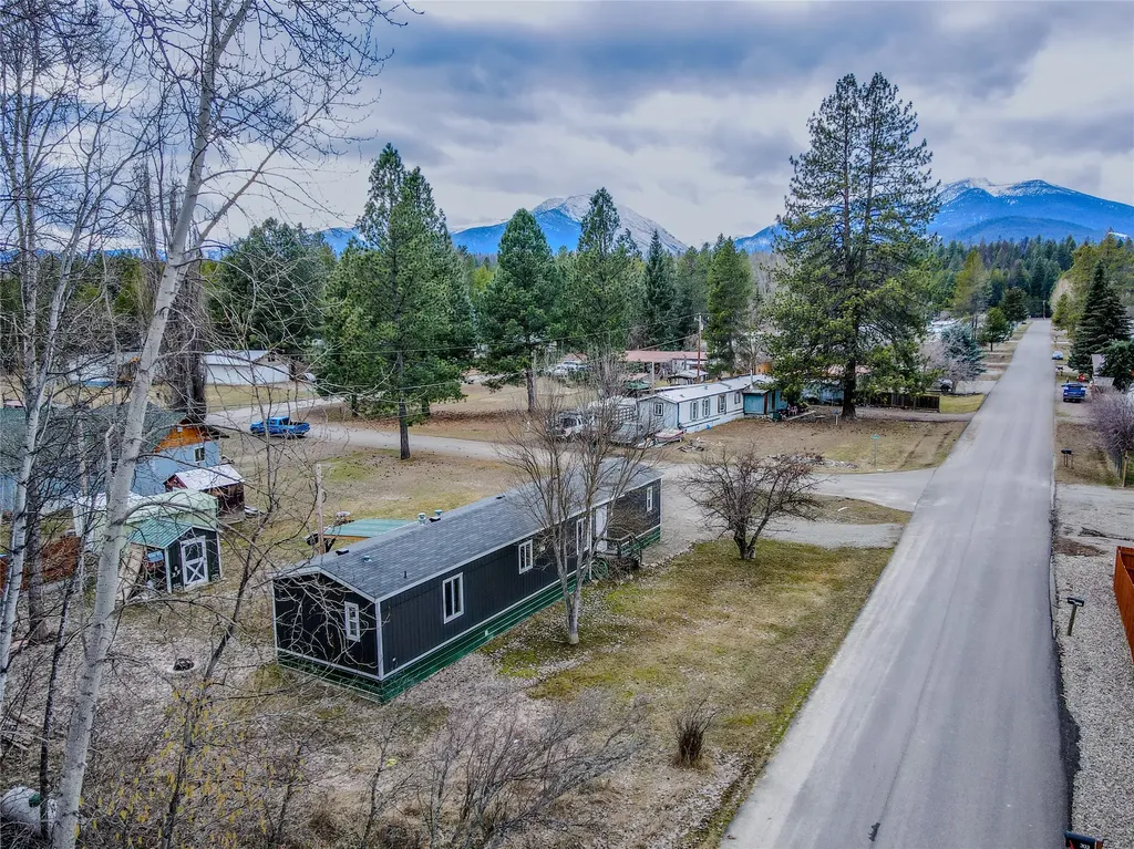 326 Pinewood Lane Libby MT 59923