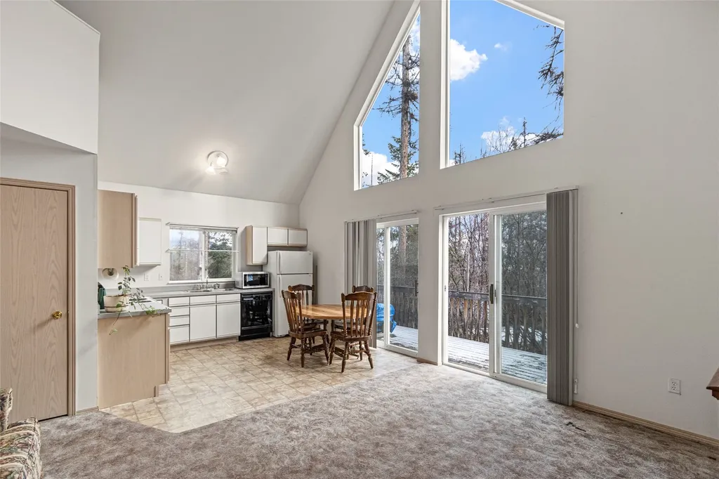 143 Parkview Lane Lakeside MT 59922