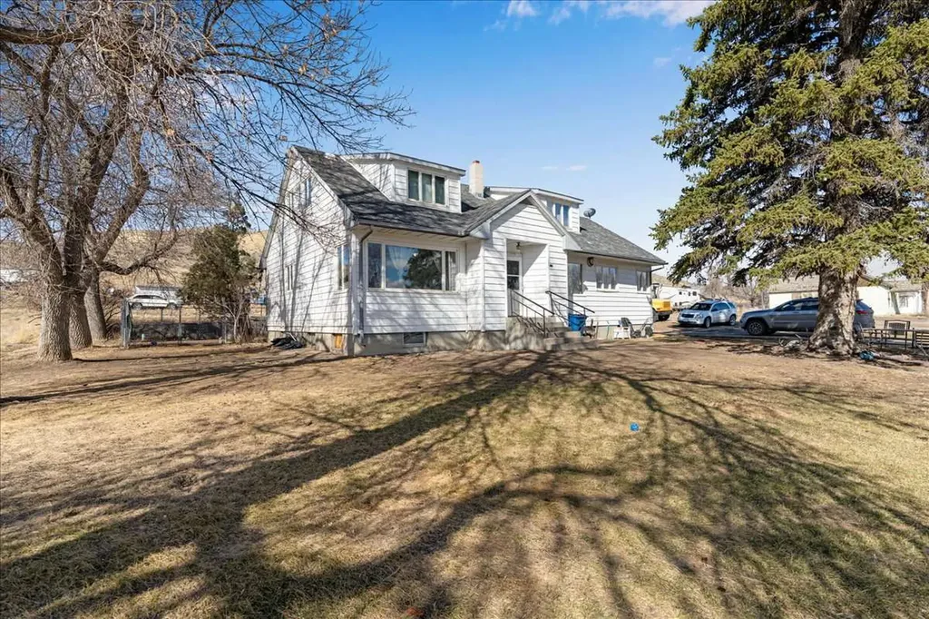 1308 Saint Charles Street Fort Benton MT 59442