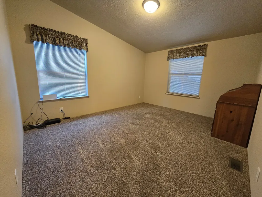 5731 Lake Creek Road Troy MT 59935