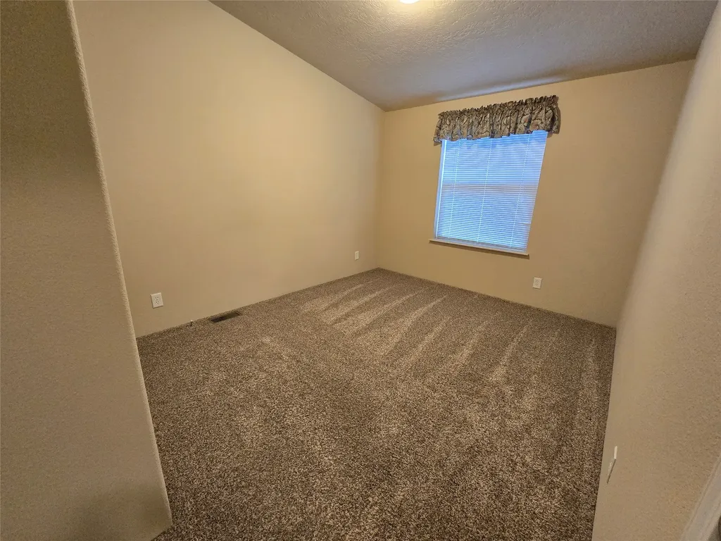 5731 Lake Creek Road Troy MT 59935