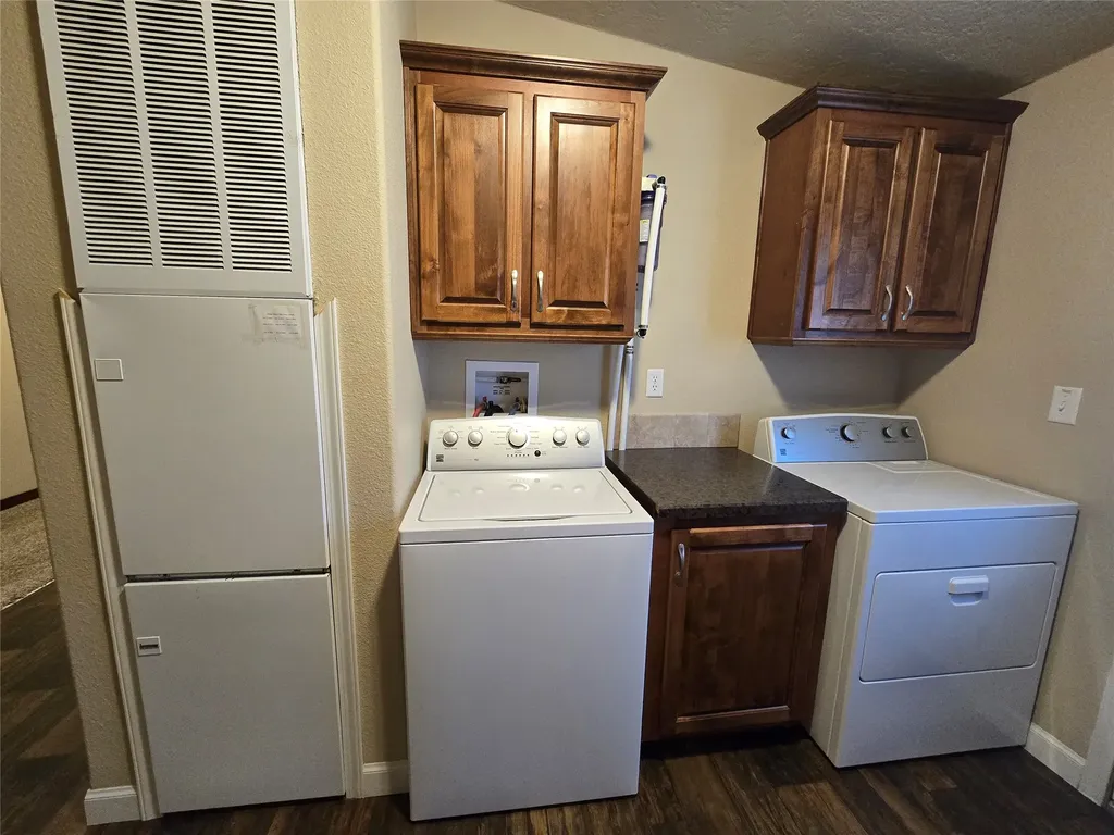 5731 Lake Creek Road Troy MT 59935