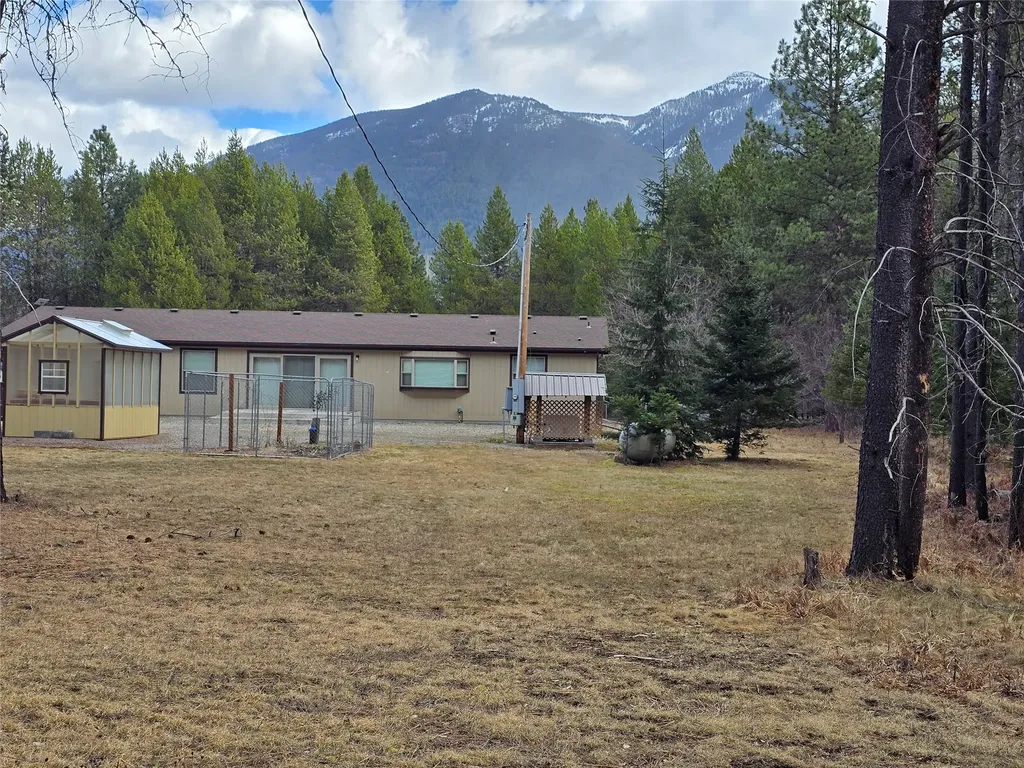 5731 Lake Creek Road Troy MT 59935