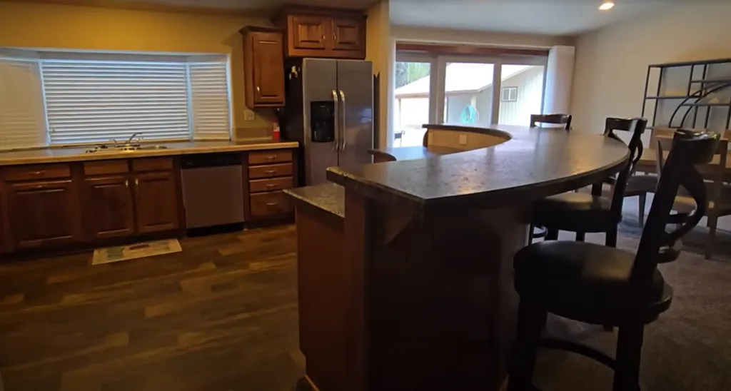5731 Lake Creek Road Troy MT 59935