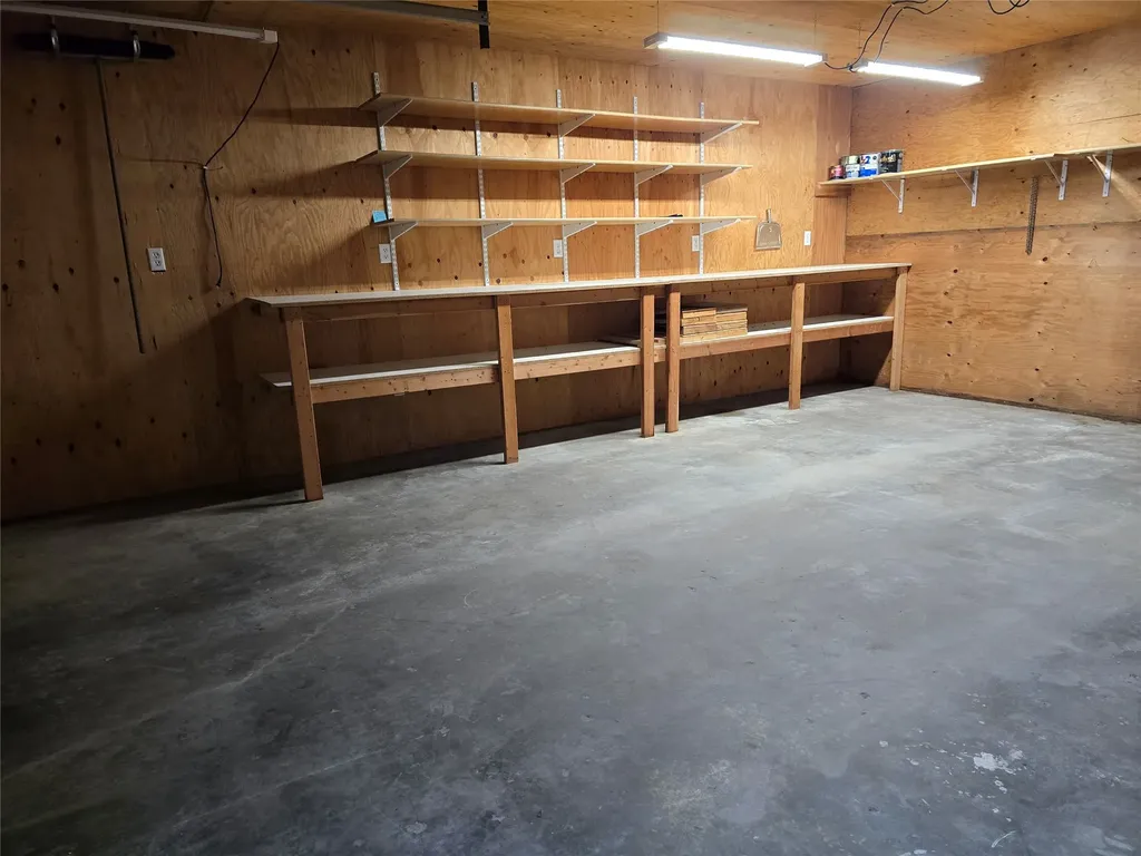 5731 Lake Creek Road Troy MT 59935
