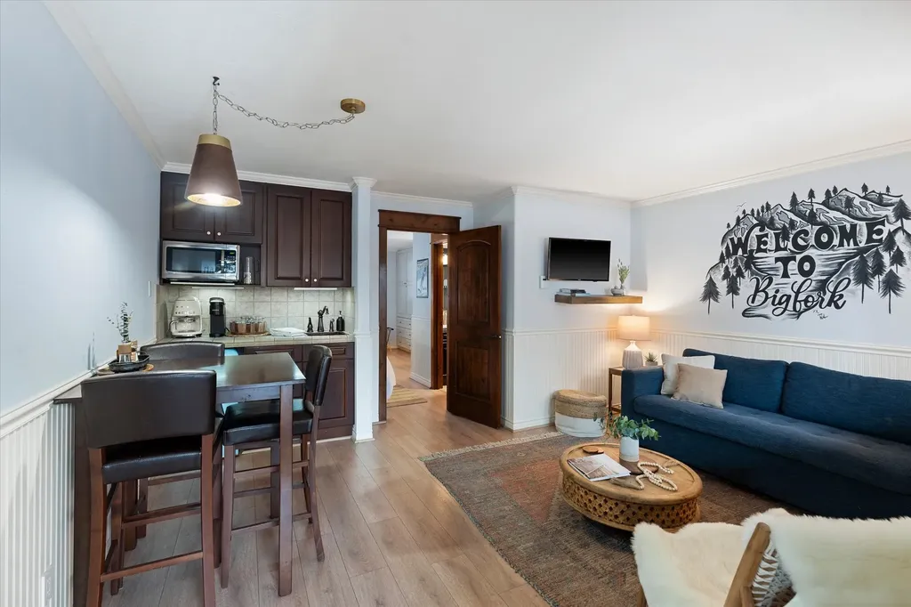 180 Vista Lane Bigfork MT 59911