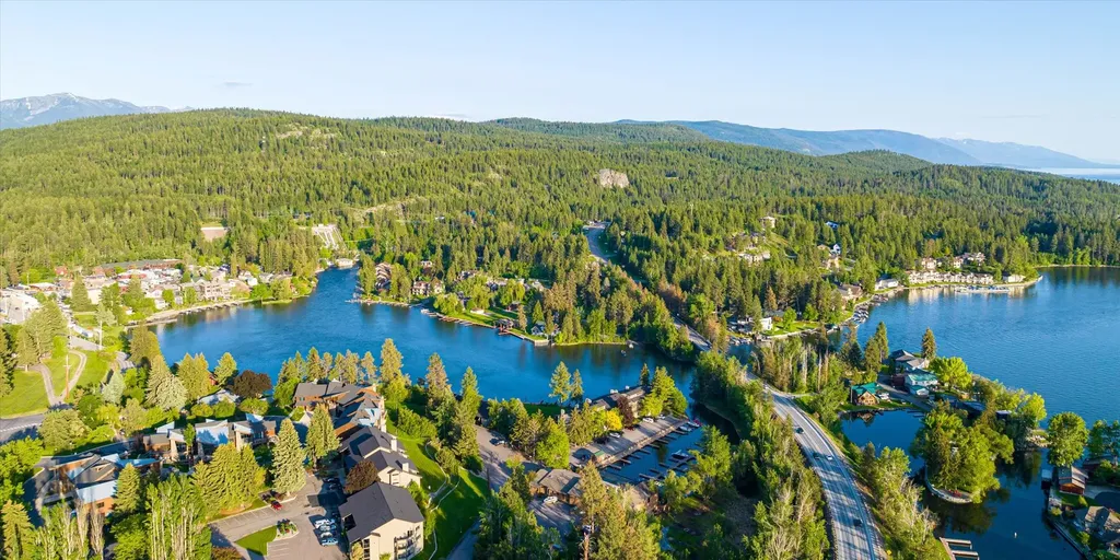 180 Vista Lane Bigfork MT 59911