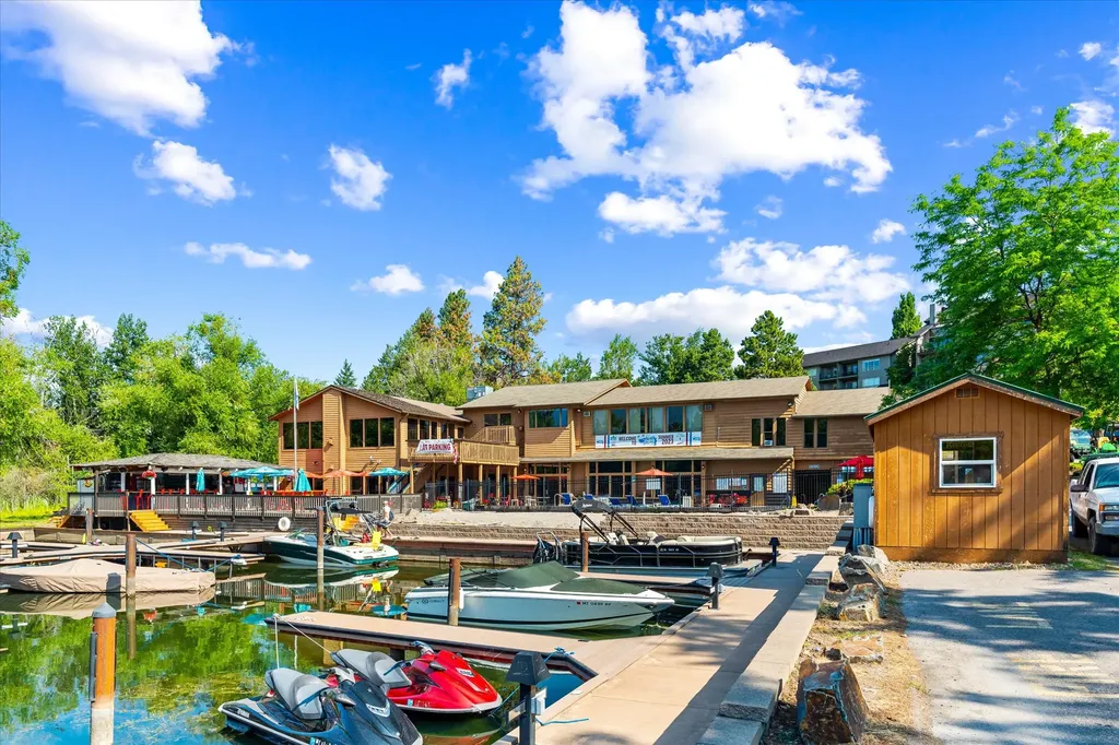 180 Vista Lane Bigfork MT 59911