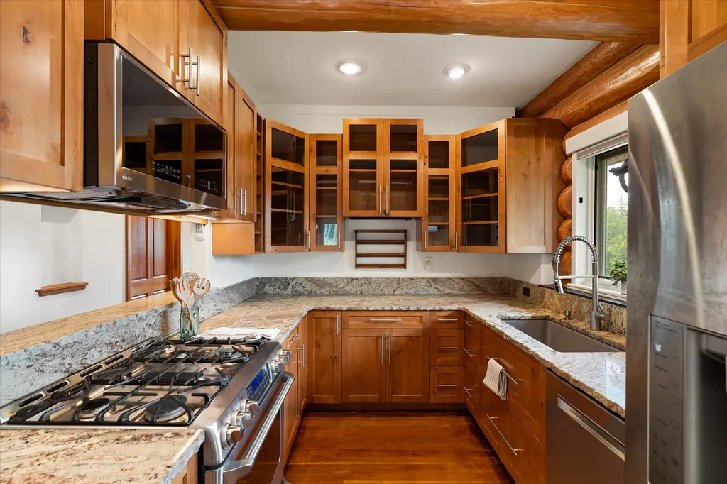 1146 Swan Hill Drive Bigfork MT 59911