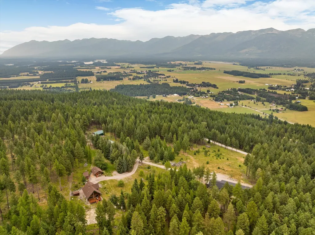 1146 Swan Hill Drive Bigfork MT 59911