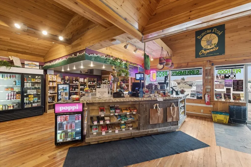 355 Us Highway 93 N Eureka MT 59917