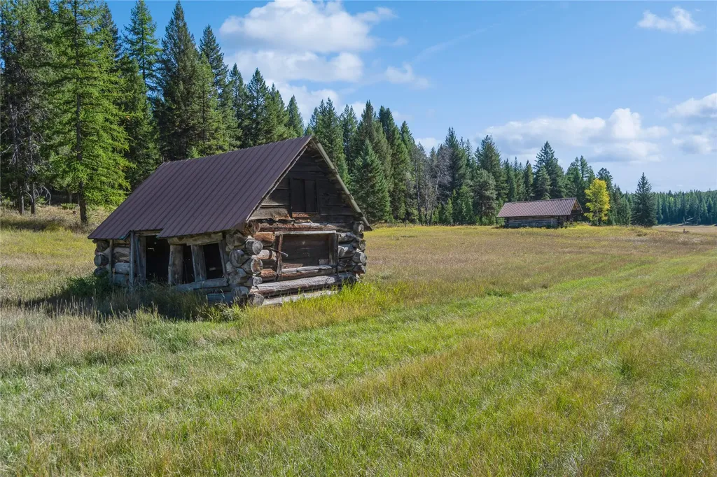 3217 Loon Lake Road Trego MT 59934