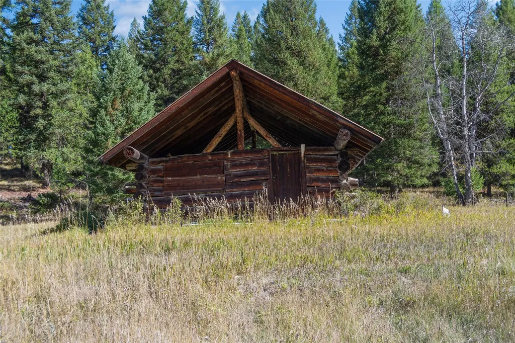 3217 Loon Lake Road Trego MT 59934