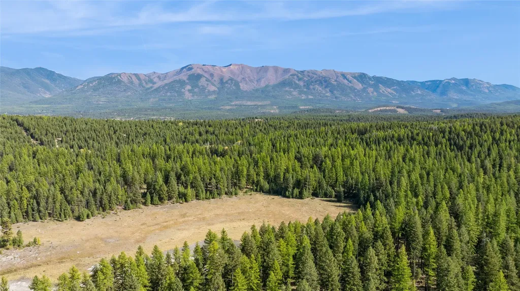 3217 Loon Lake Road Trego MT 59934