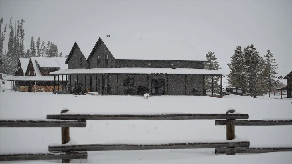 5 Fox Trail Way Anaconda MT 59711