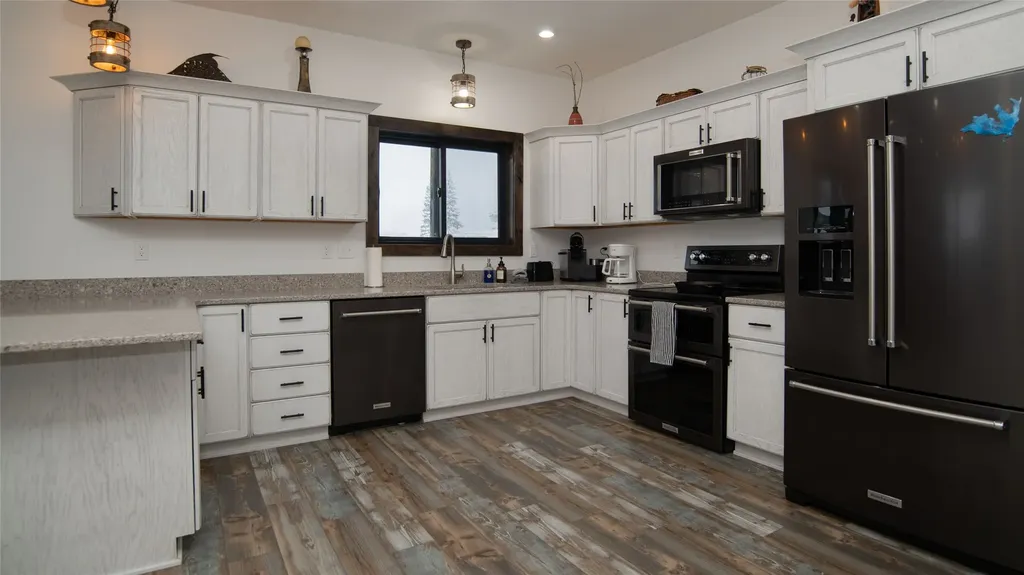 5 Fox Trail Way Anaconda MT 59711
