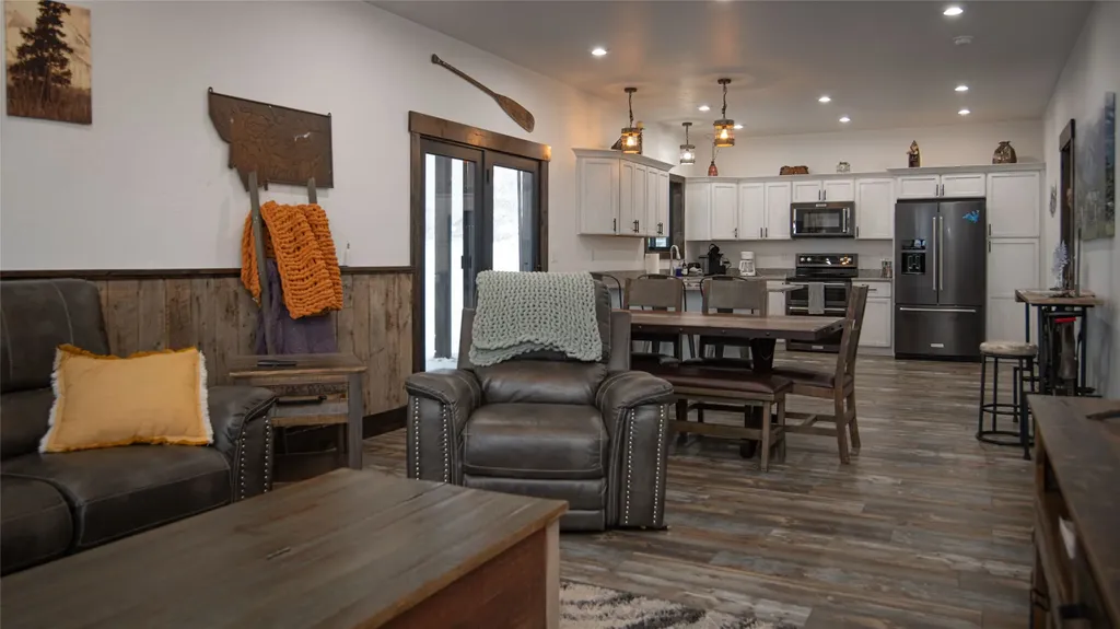 5 Fox Trail Way Anaconda MT 59711