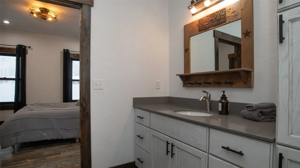 5 Fox Trail Way Anaconda MT 59711