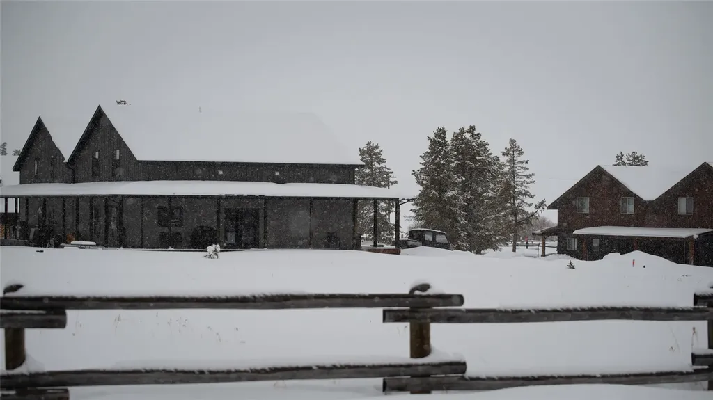 5 Fox Trail Way Anaconda MT 59711