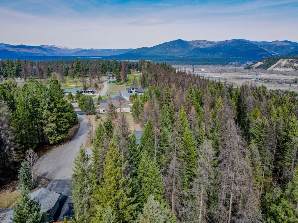 107 Sugarloaf Lane Libby MT 59923
