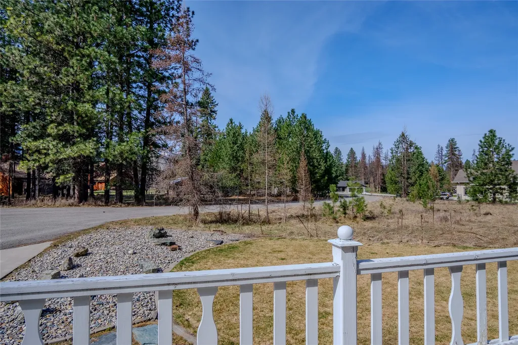 107 Sugarloaf Lane Libby MT 59923