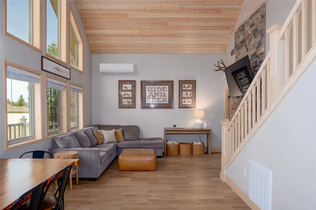 107 Sugarloaf Lane Libby MT 59923