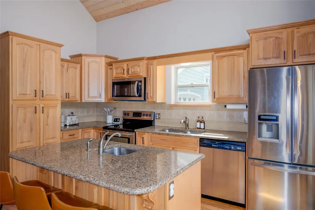 107 Sugarloaf Lane Libby MT 59923