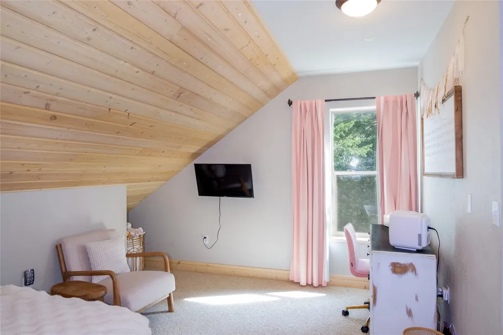 107 Sugarloaf Lane Libby MT 59923