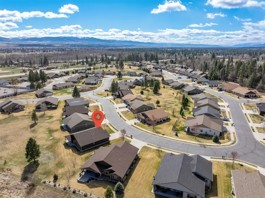 38 Black Hawk Lane Stevensville MT 59870