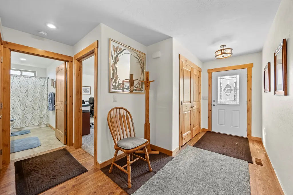 38 Black Hawk Lane Stevensville MT 59870