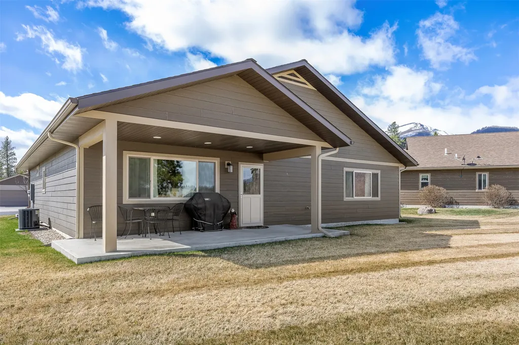 38 Black Hawk Lane Stevensville MT 59870