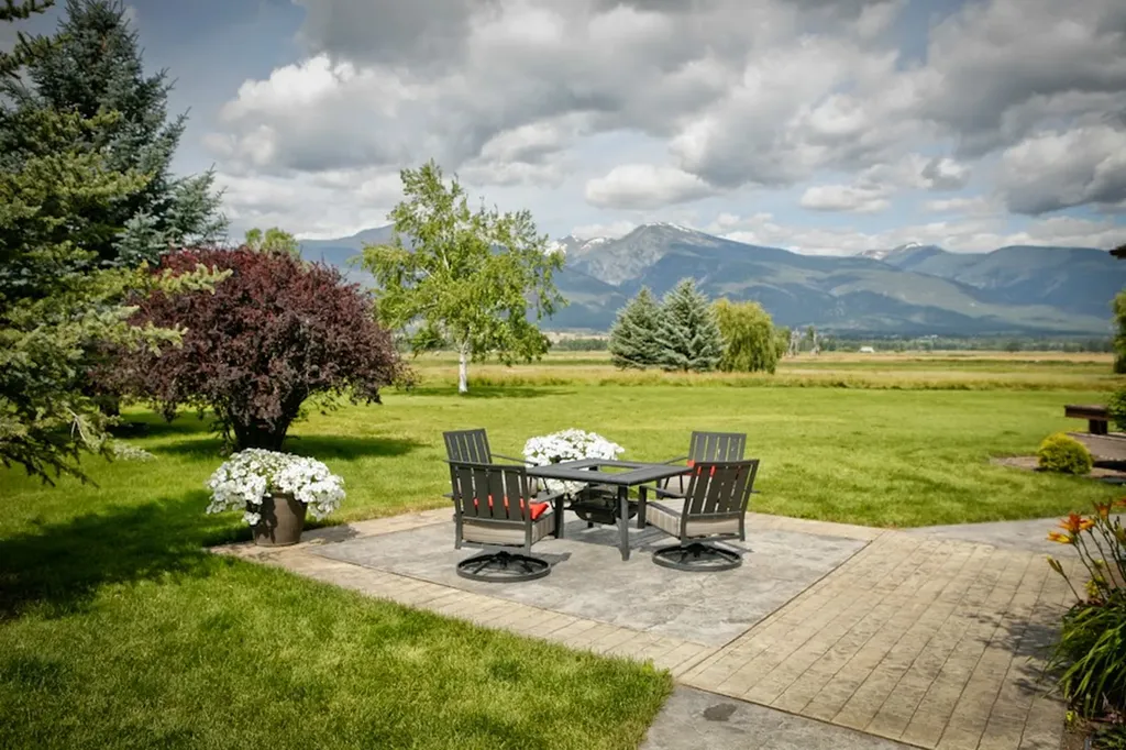 93 Sann Lane Stevensville MT 59870