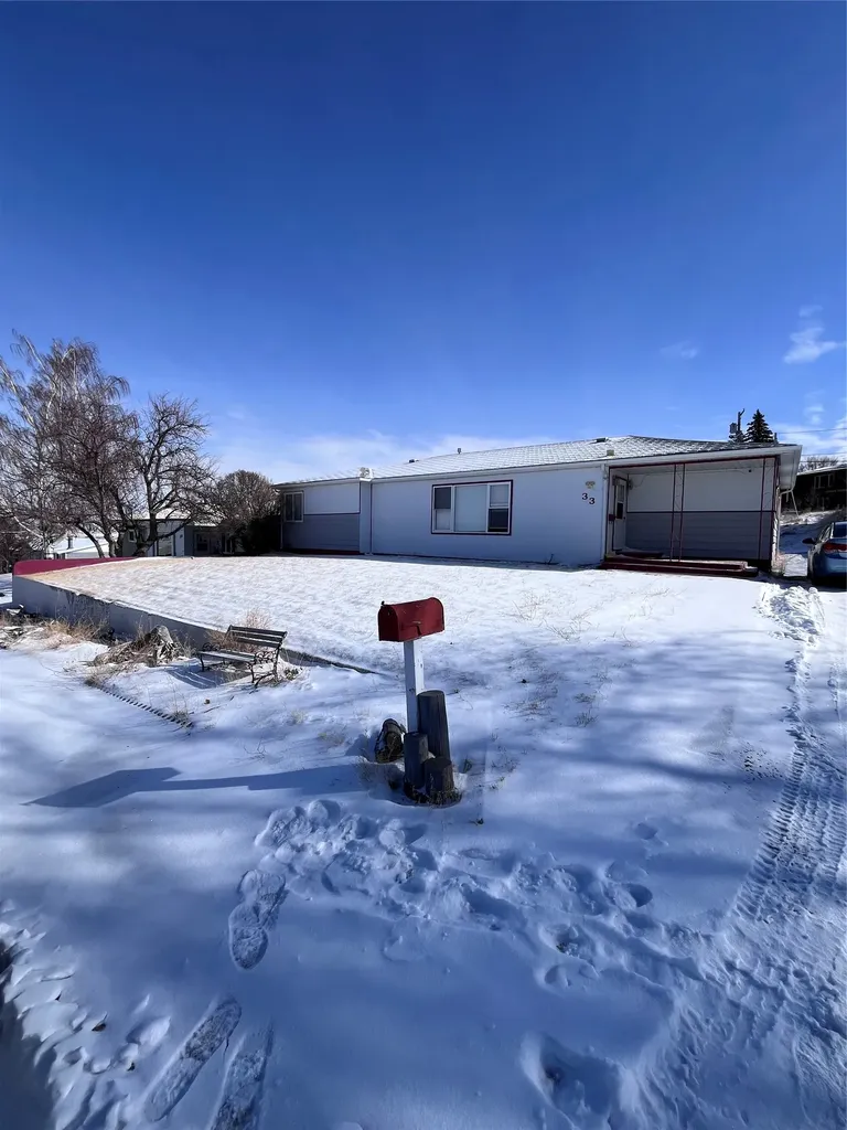 33 10th Avenue SE Cut Bank MT 59427