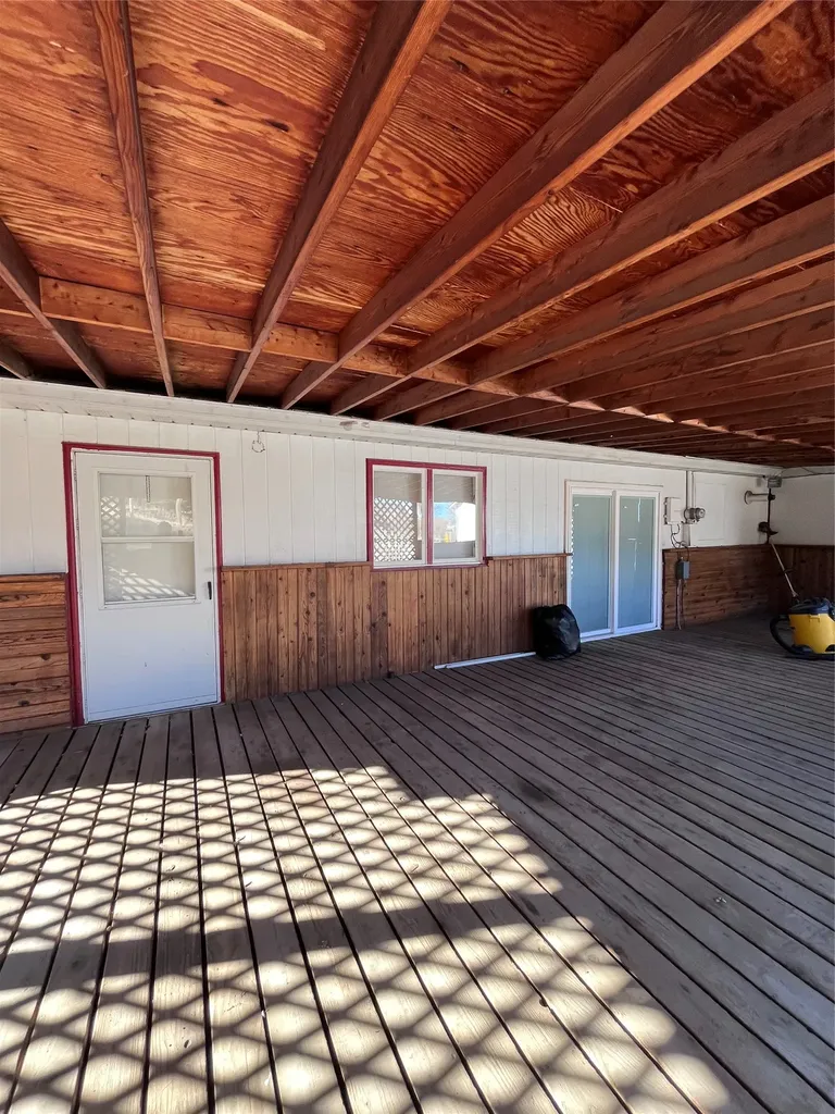 33 10th Avenue SE Cut Bank MT 59427