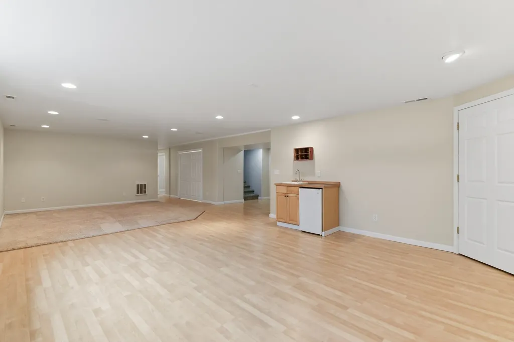 328 35th Avenue NE Great Falls MT 59404