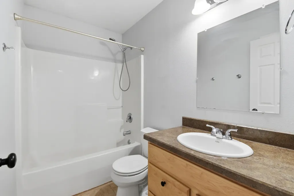 328 35th Avenue NE Great Falls MT 59404