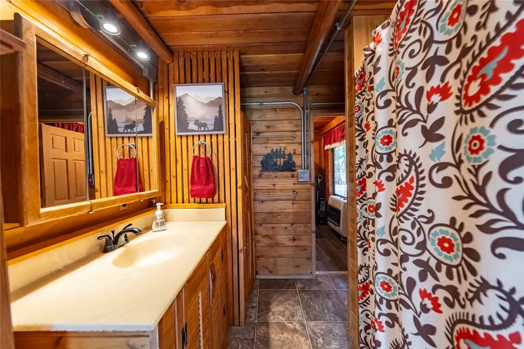 140 Saddle Creek Road Troy MT 59935