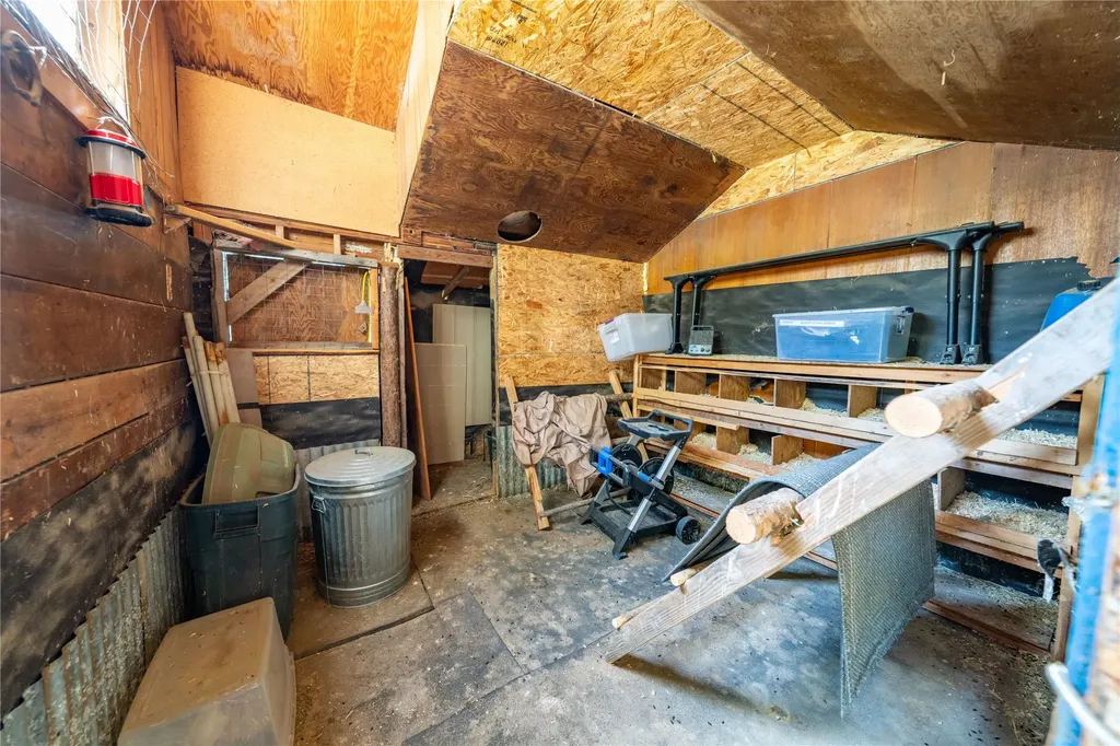 140 Saddle Creek Road Troy MT 59935