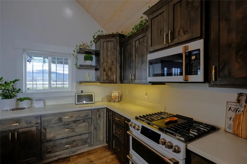 143 Diehl Ranch Road Plains MT 59859