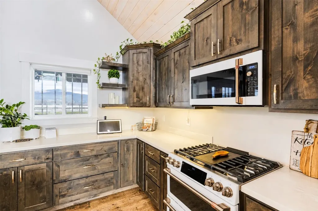 143 Diehl Ranch Road Plains MT 59859