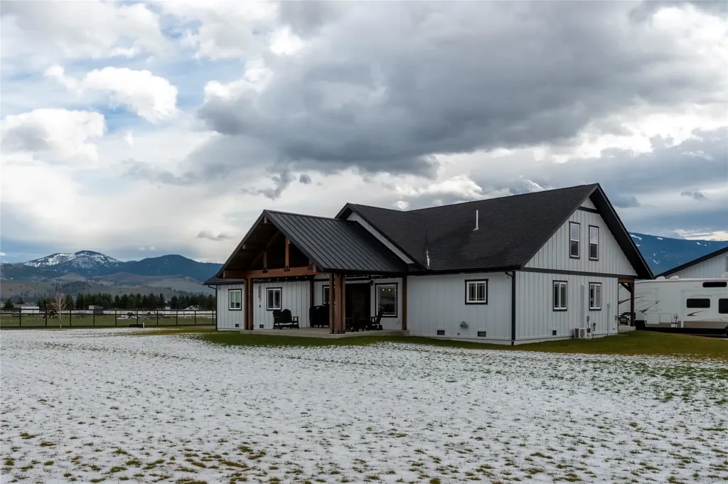 143 Diehl Ranch Road Plains MT 59859