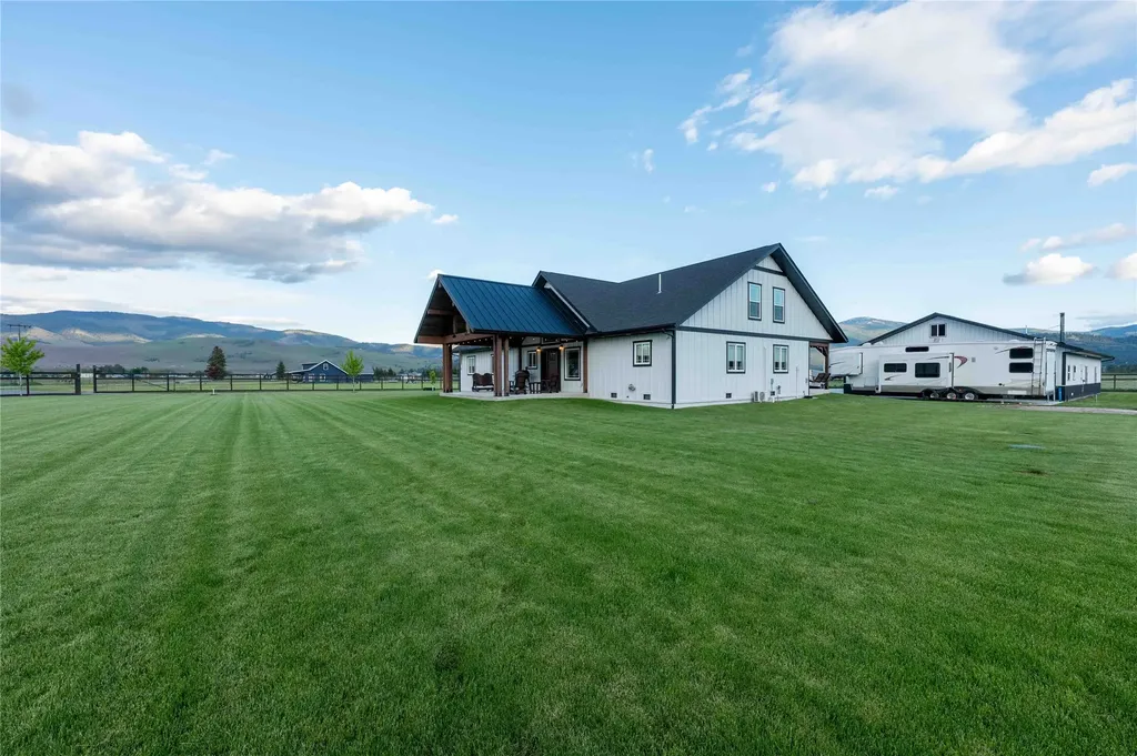 143 Diehl Ranch Road Plains MT 59859