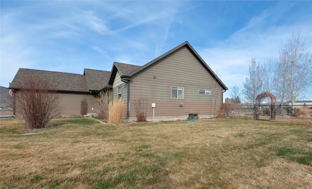 7130 Bootlegger Drive Helena MT 59602