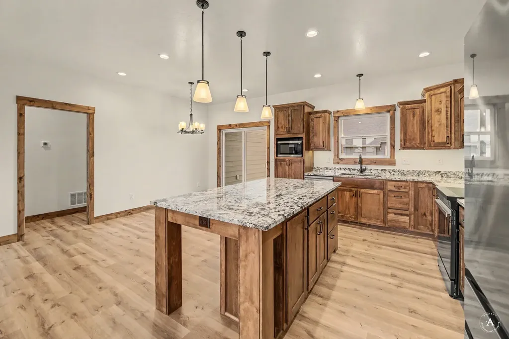 3833 Sprangletop Lane Helena MT 59602